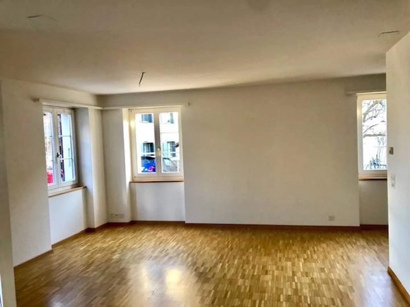 Appartement de 2,5 pièces au rez-de-chaussée au cœur du village - Photo 3 sur 5