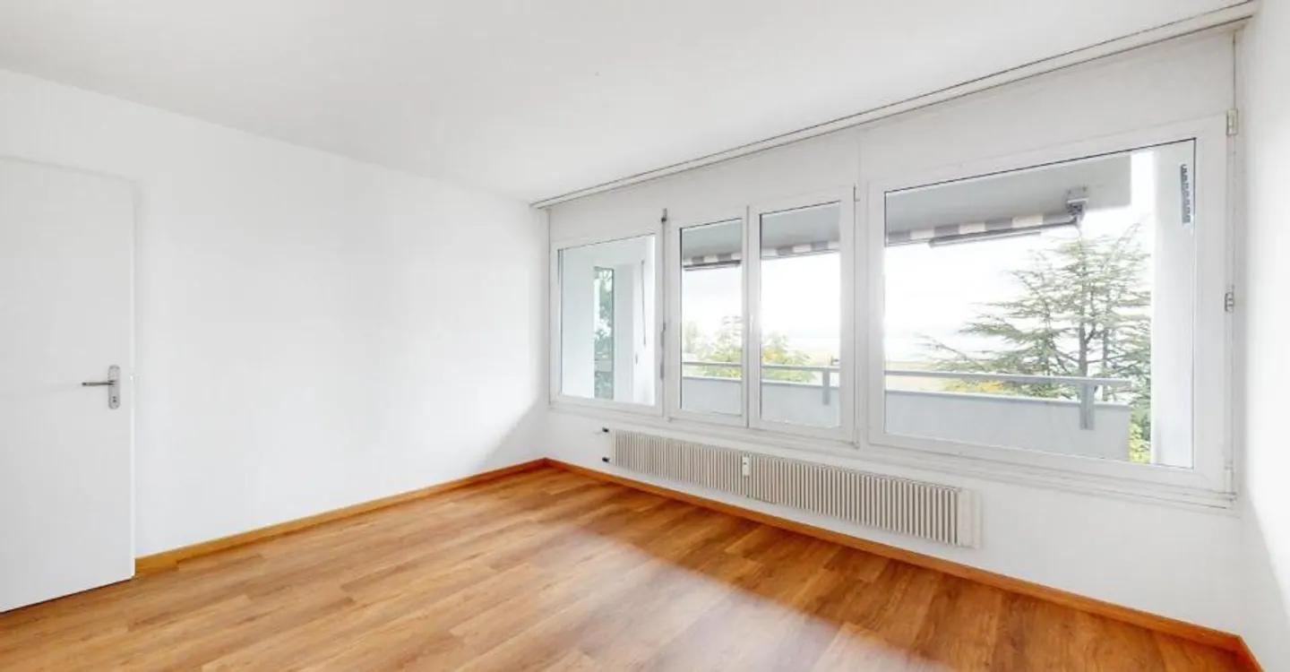 Appartement spacieux à Neuchâtel - Photo 2 sur 10