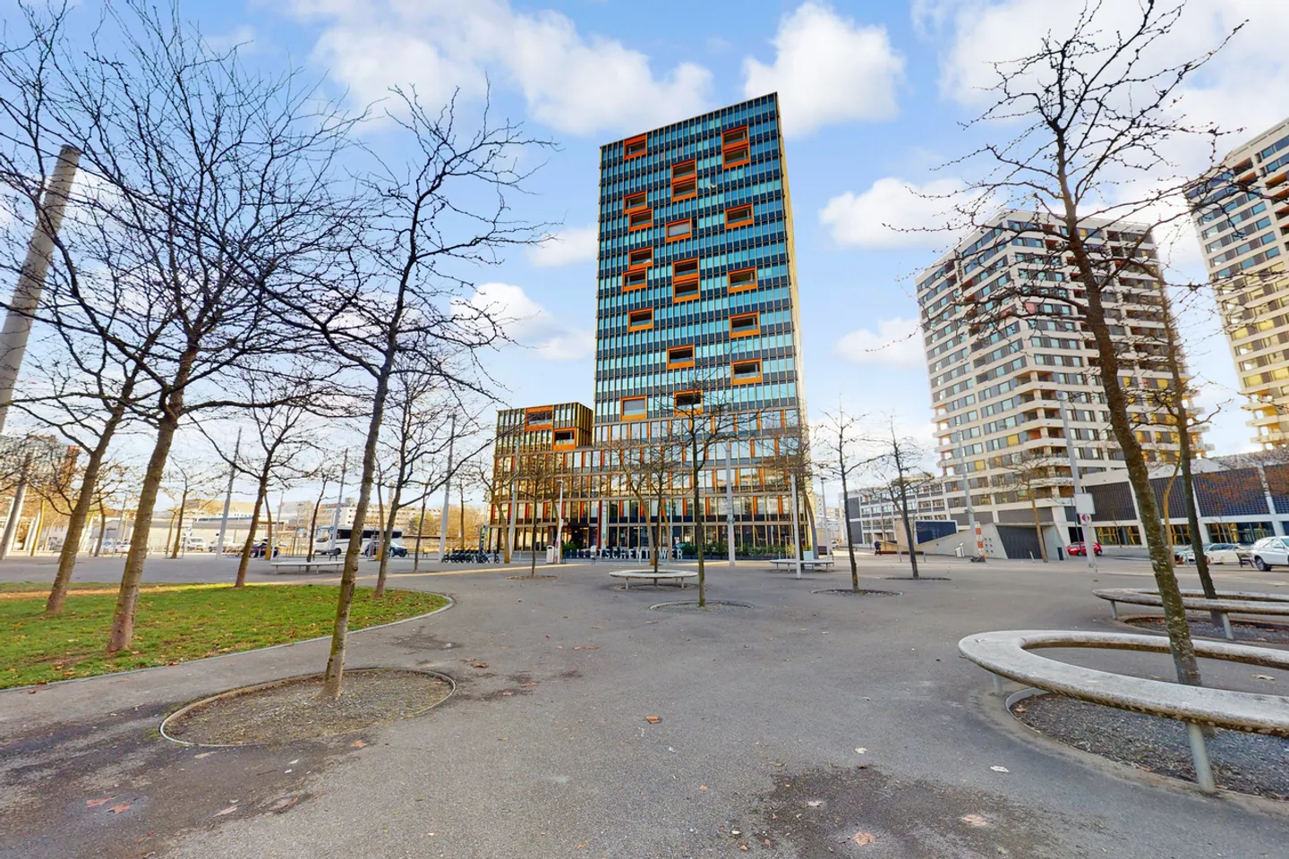Exclusive living in Leutschentower - Photo 1 of 6