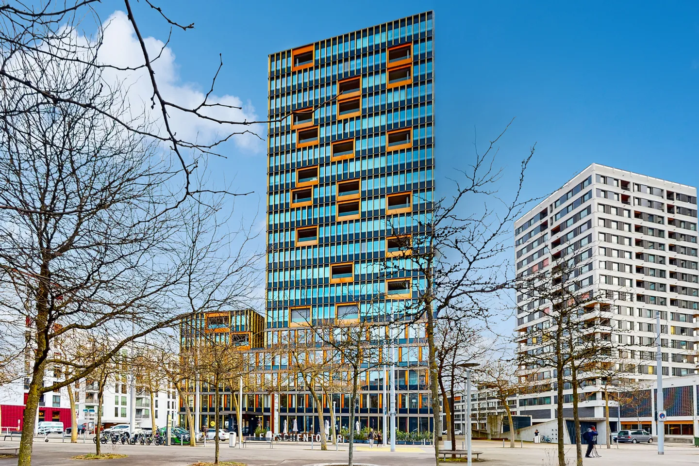 Exclusive living in Leutschentower - Photo 2 of 6