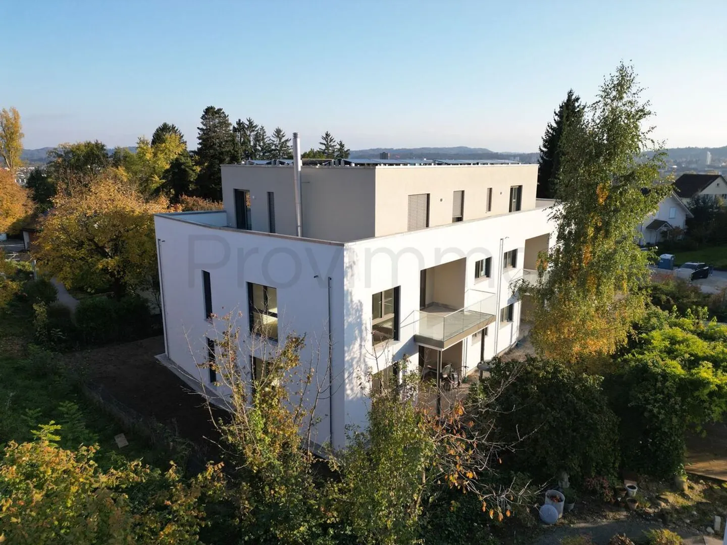 Energy-efficient garden apartment with open, bright living environment - Photo 3 of 13