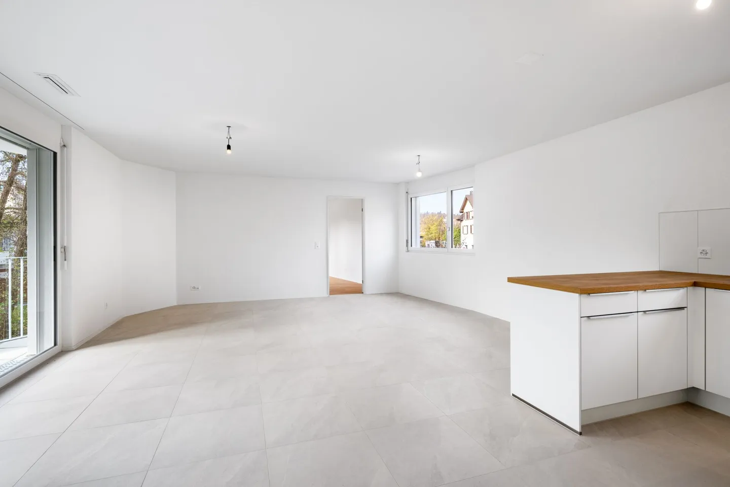 FIRST RENTAL - ZentrumSeon² - Photo 8 of 21