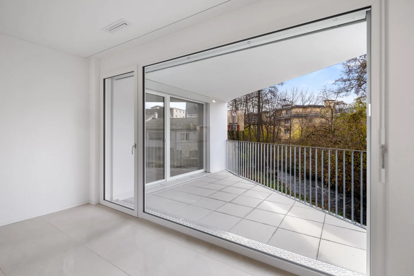 FIRST RENTAL - ZentrumSeon² - Photo 9 of 21