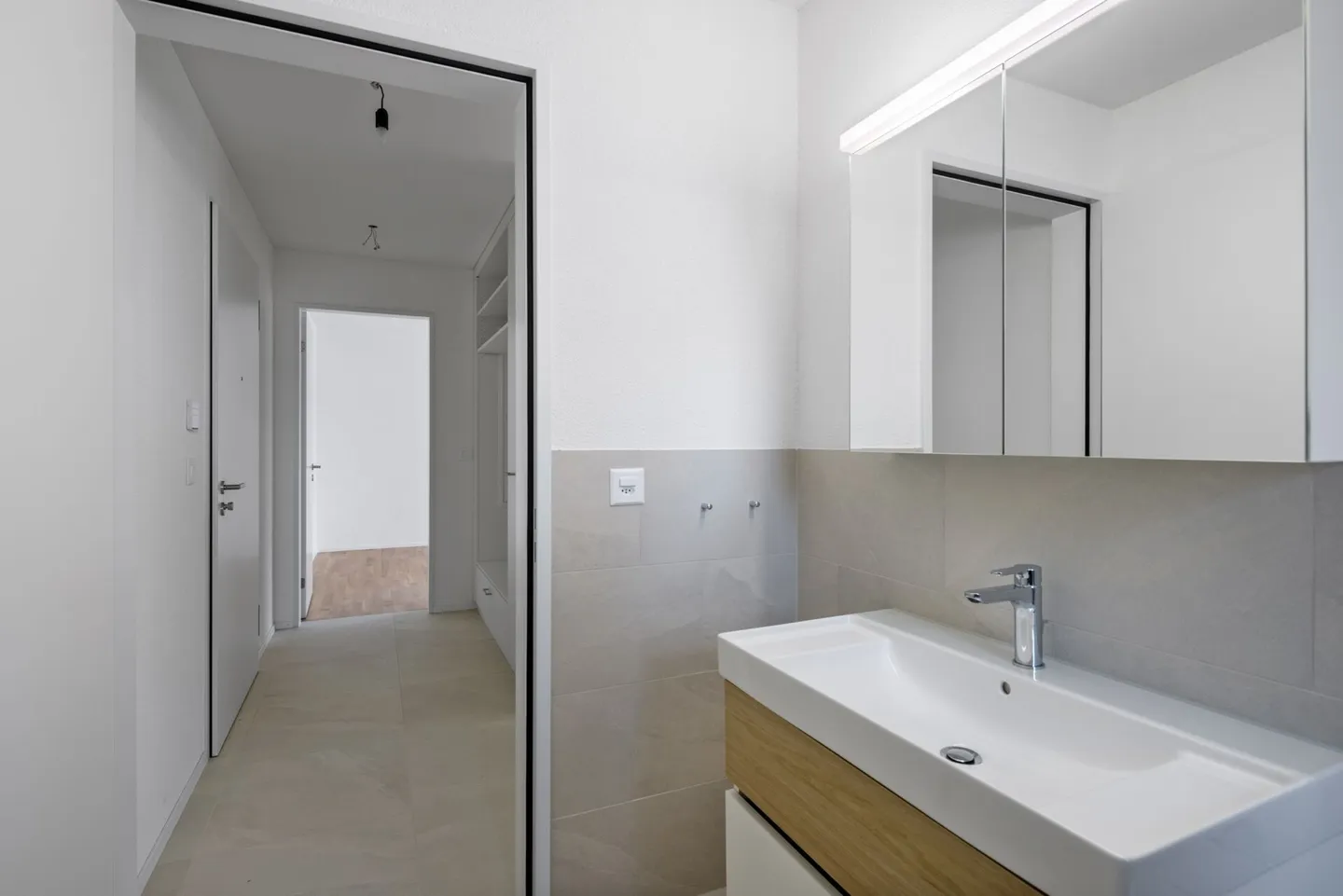 FIRST RENTAL - ZentrumSeon² - Photo 13 of 21