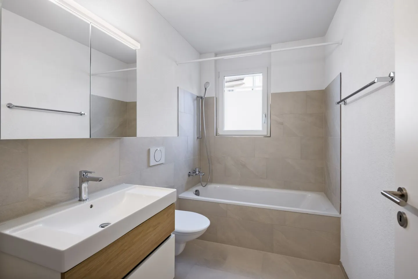 FIRST RENTAL - ZentrumSeon² - Photo 14 of 21