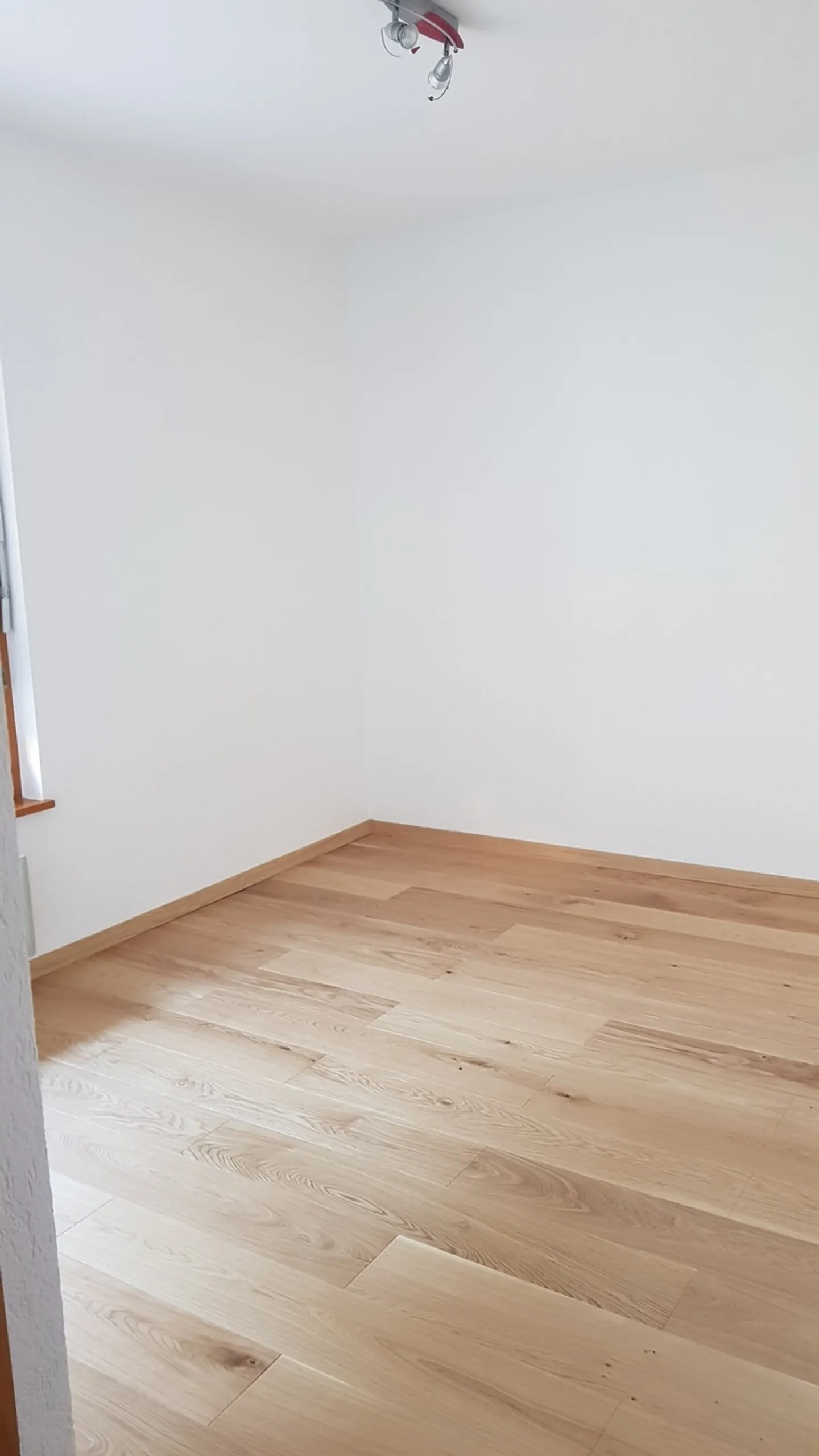 For Rent
2.5 Room Apartment
Martigny-Croix - Photo 7 of 10