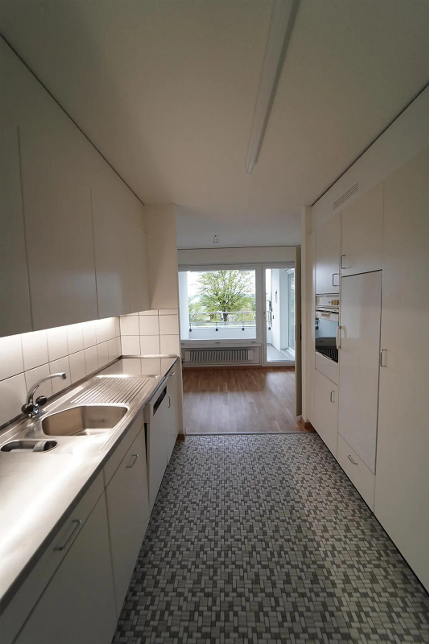 Living in a central location with indoor pool access - Photo 2 of 9