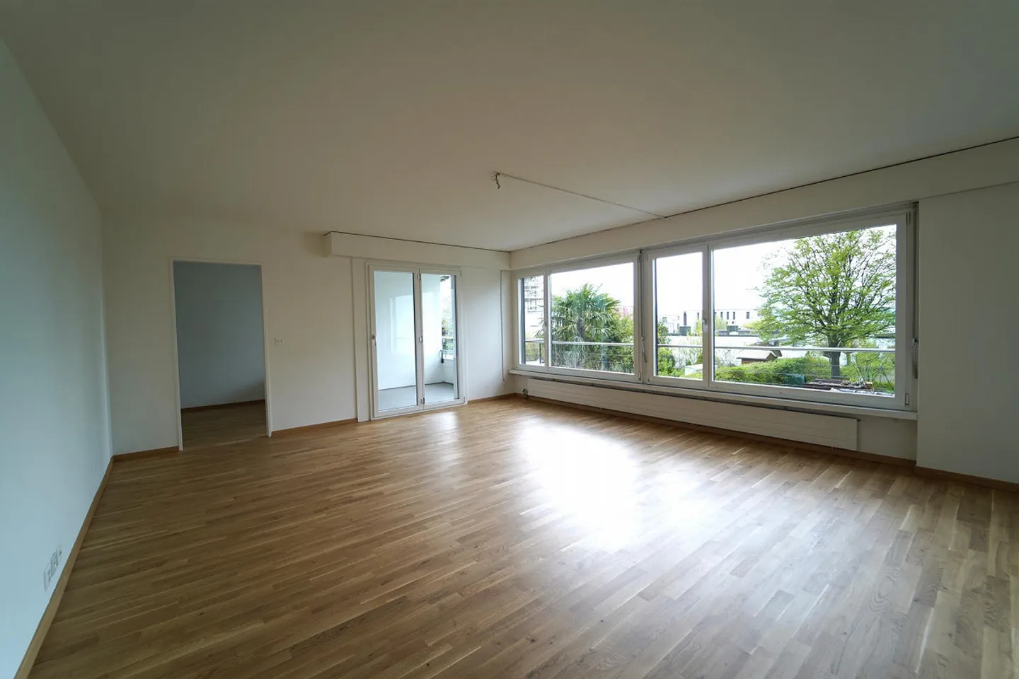 Living in a central location with indoor pool access - Photo 4 of 9