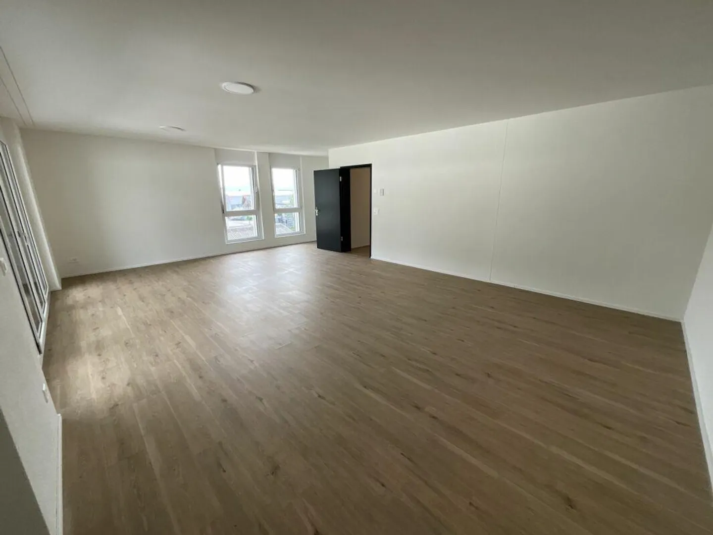 2.5 Room Apartment in Loft Style - Photo 6 of 12