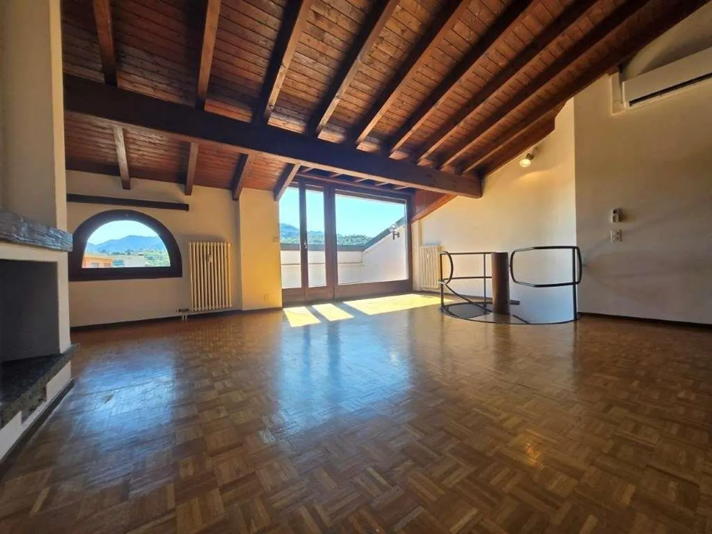 Agno, Affitto Duplex 5 Camere con Terrazze - Foto 2 di 13