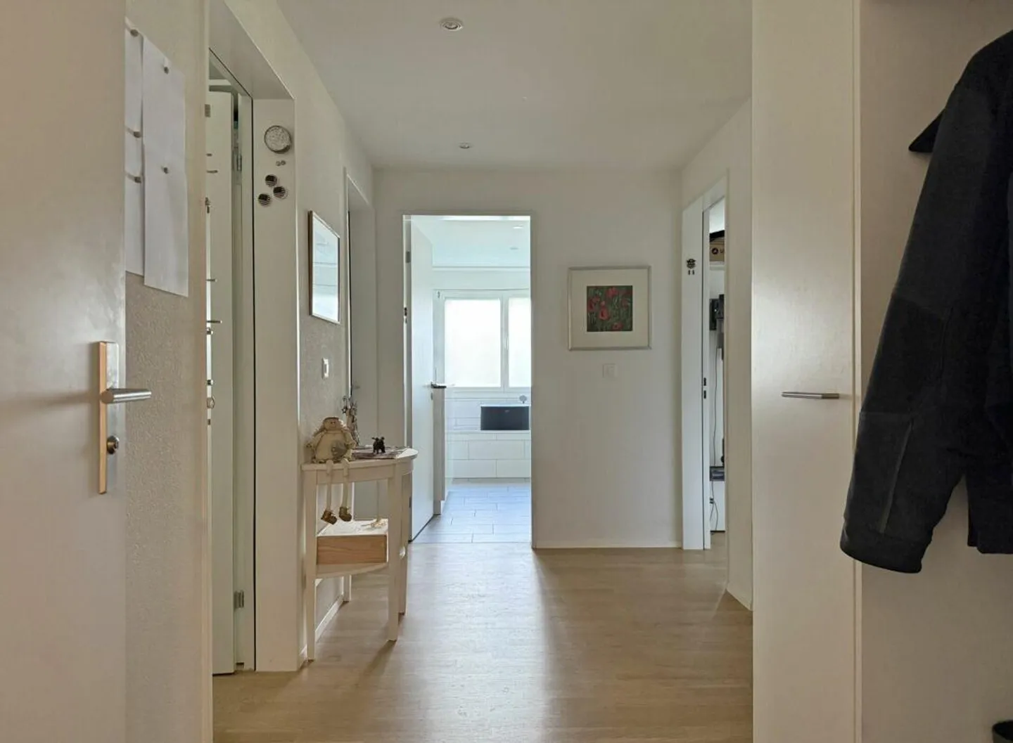 Modern 4.5-Room Garden Apartment - Photo 3 of 14