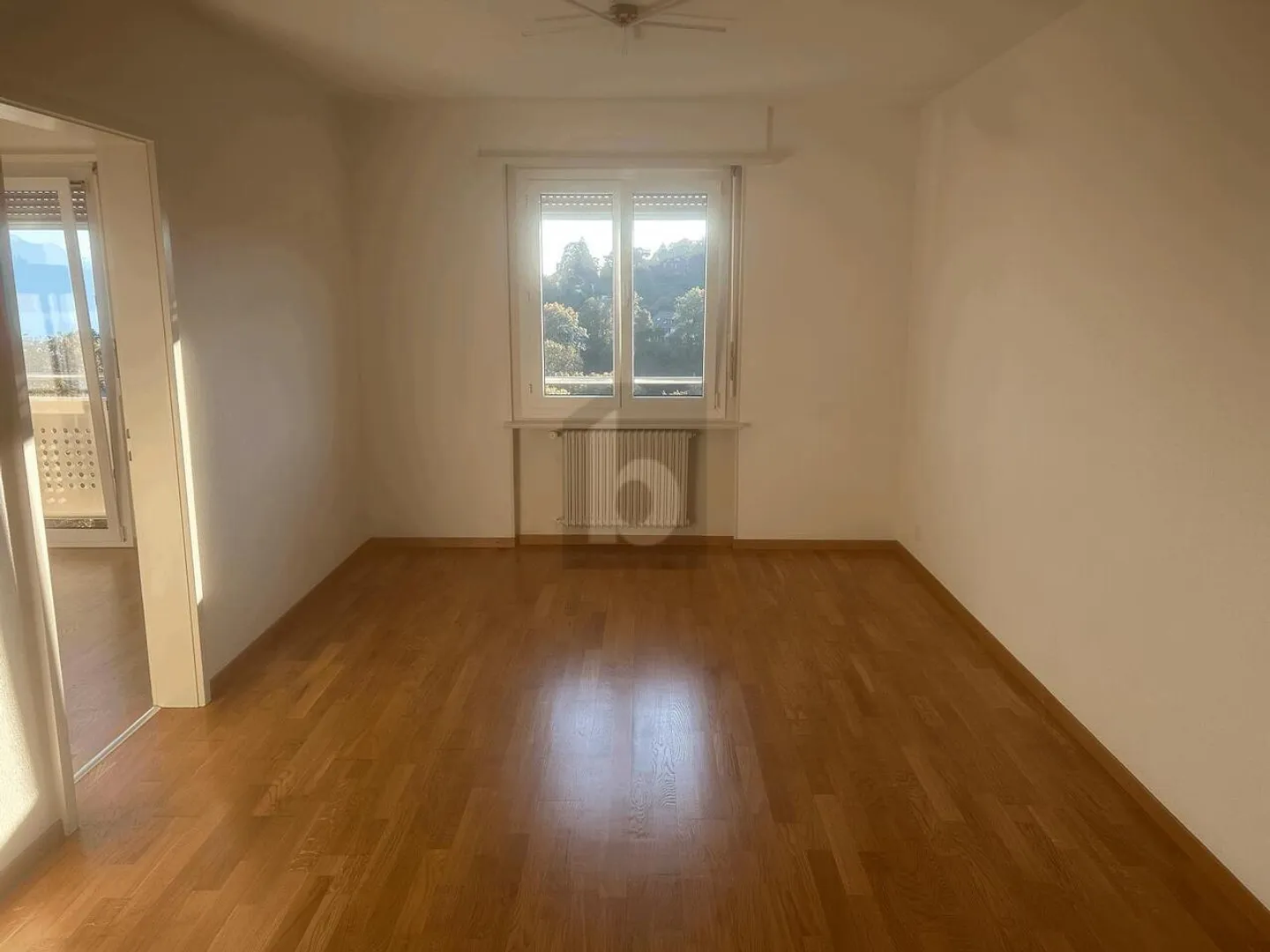 Apartment for rent - Photo 5 of 6