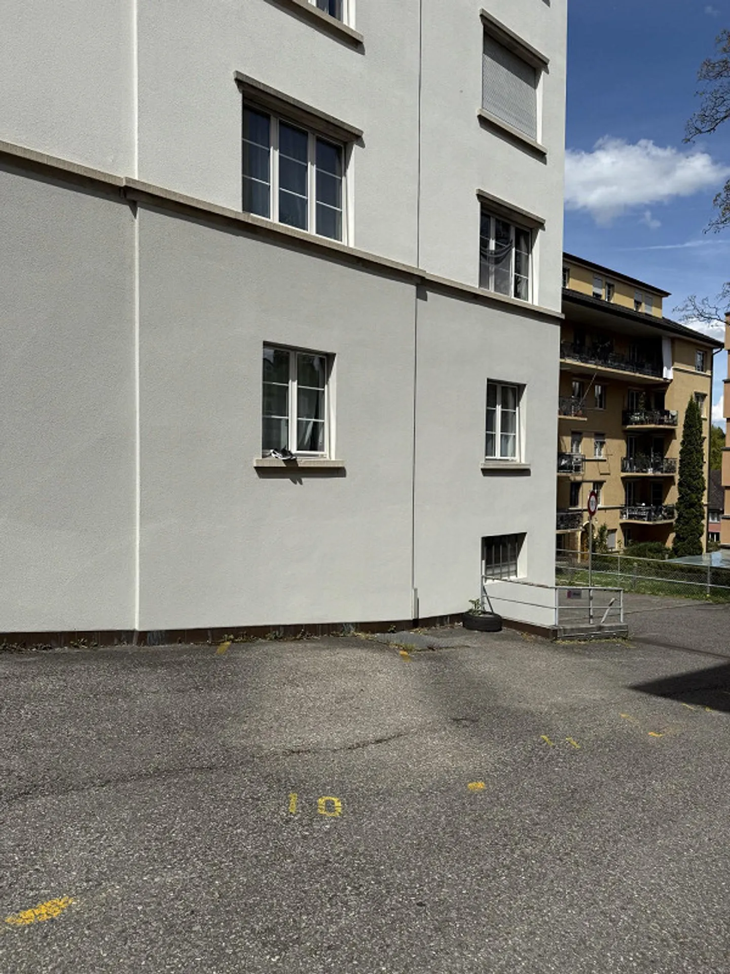 Outdoor parking space in Maihof district - Photo 1 of 3