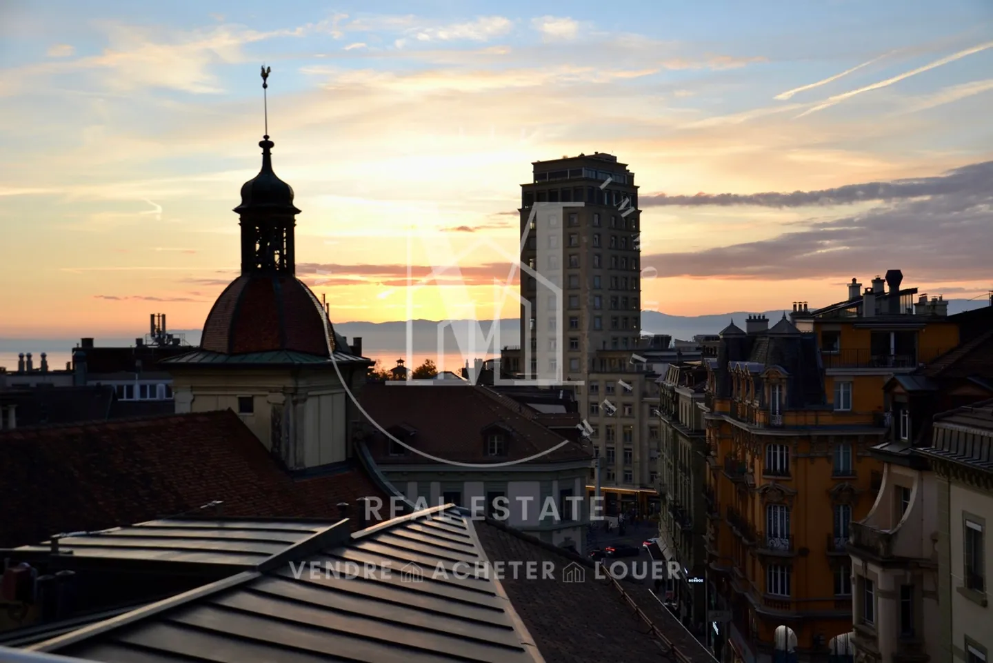 Top floor 2.5 rooms - Photo 1 of 5