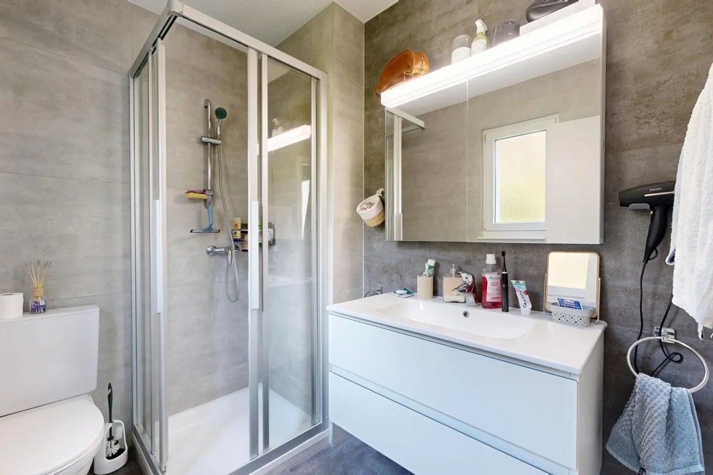 Luxuswohnung mit Seeblick - Foto 3 von 4