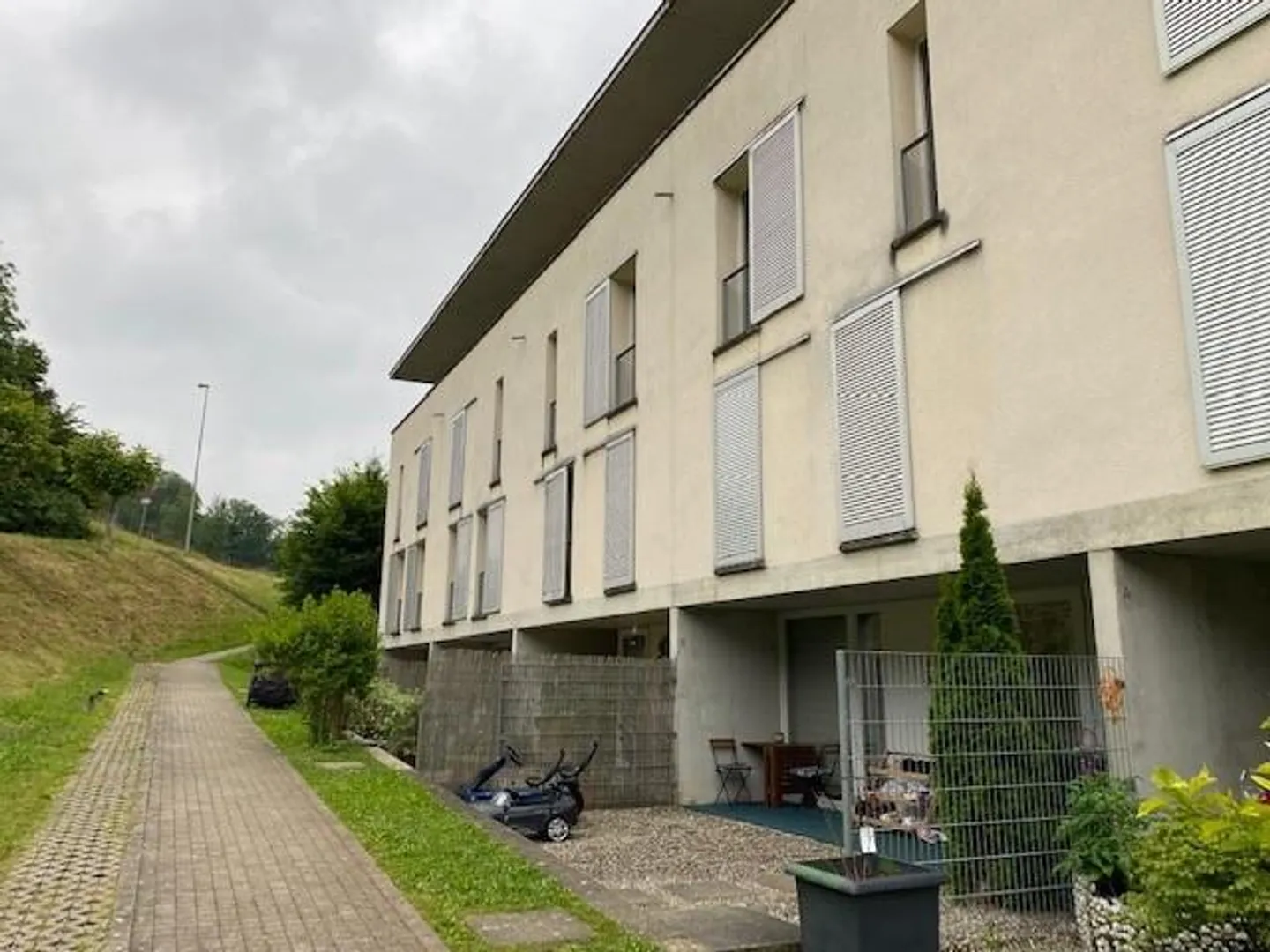Appartamento duplex di 4,5 stanze con giardino privato - Foto 1 di 11