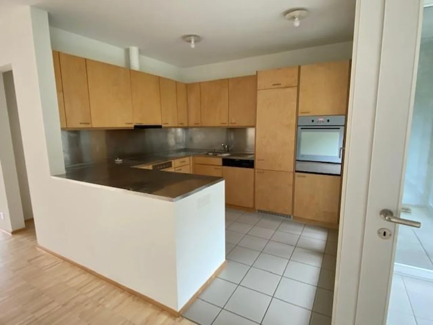 Appartamento duplex di 4,5 stanze con giardino privato - Foto 2 di 11