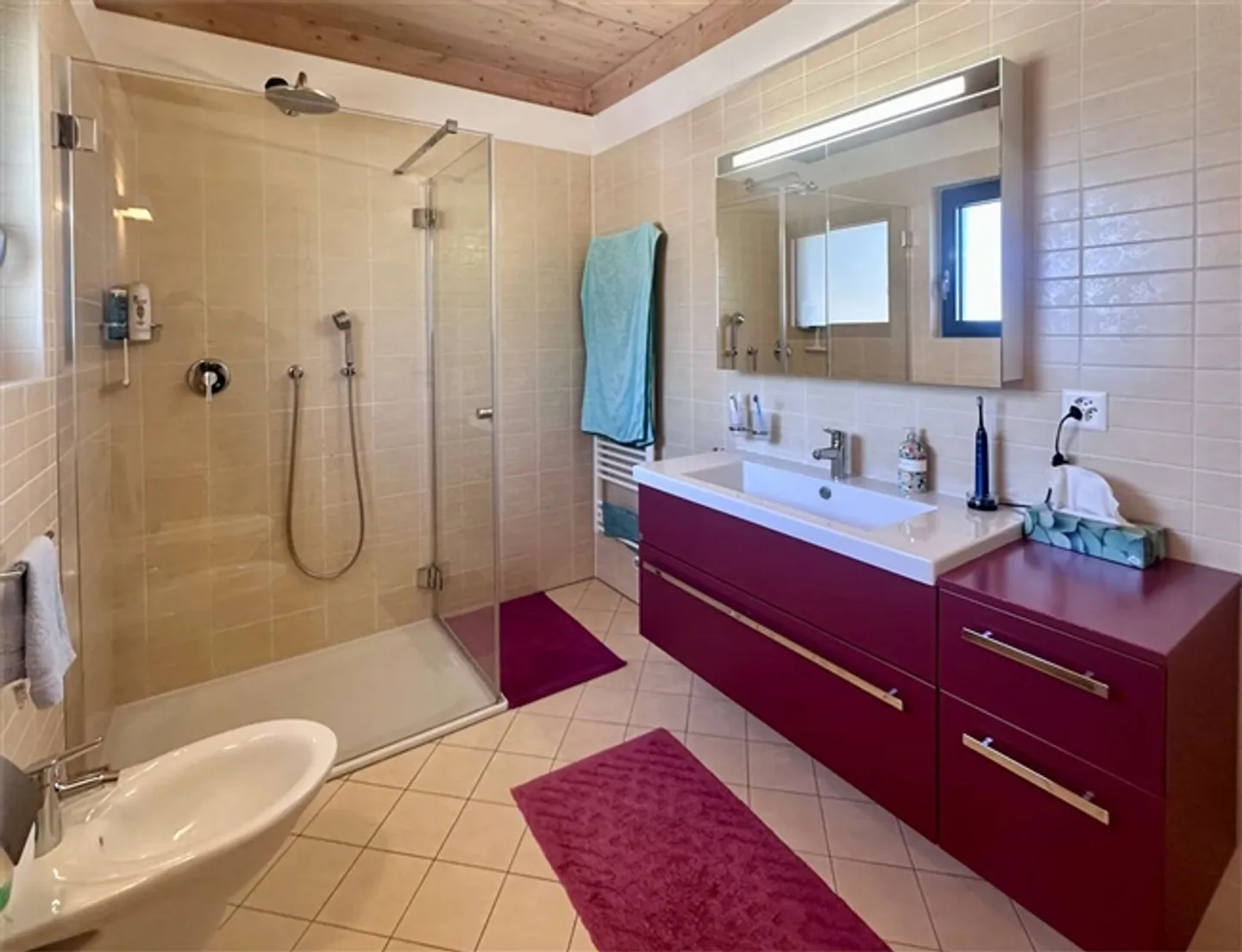 Unique Retreat with Style - Ideal for Families - Photo 10 of 14