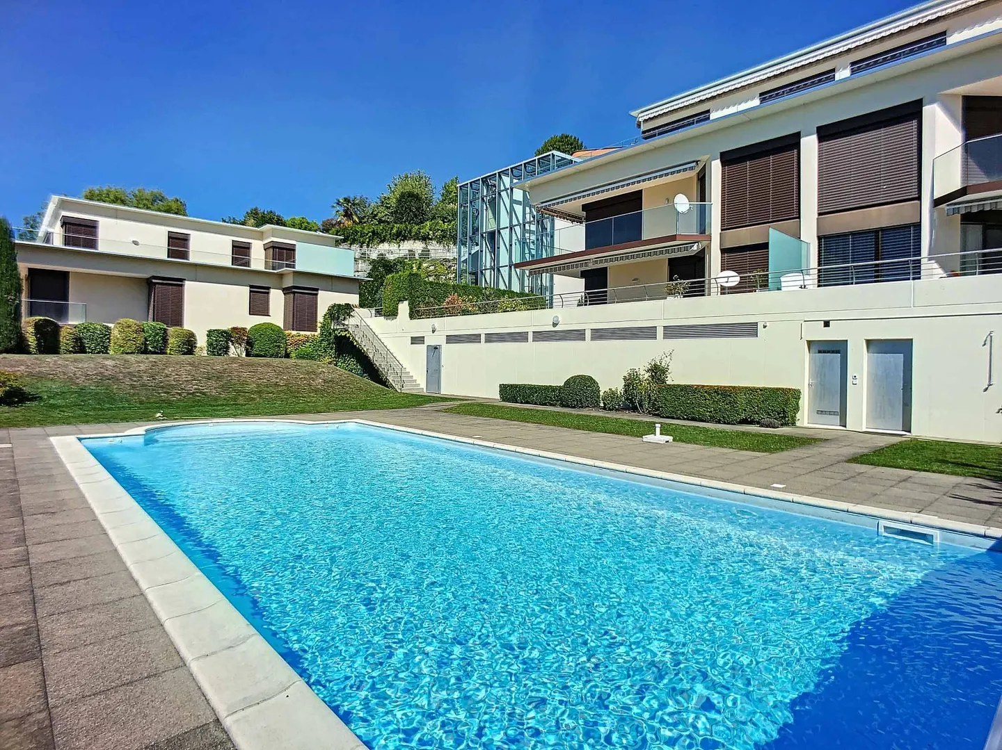 Appartamento Stupendo con Vista Lago - Foto 1 di 12