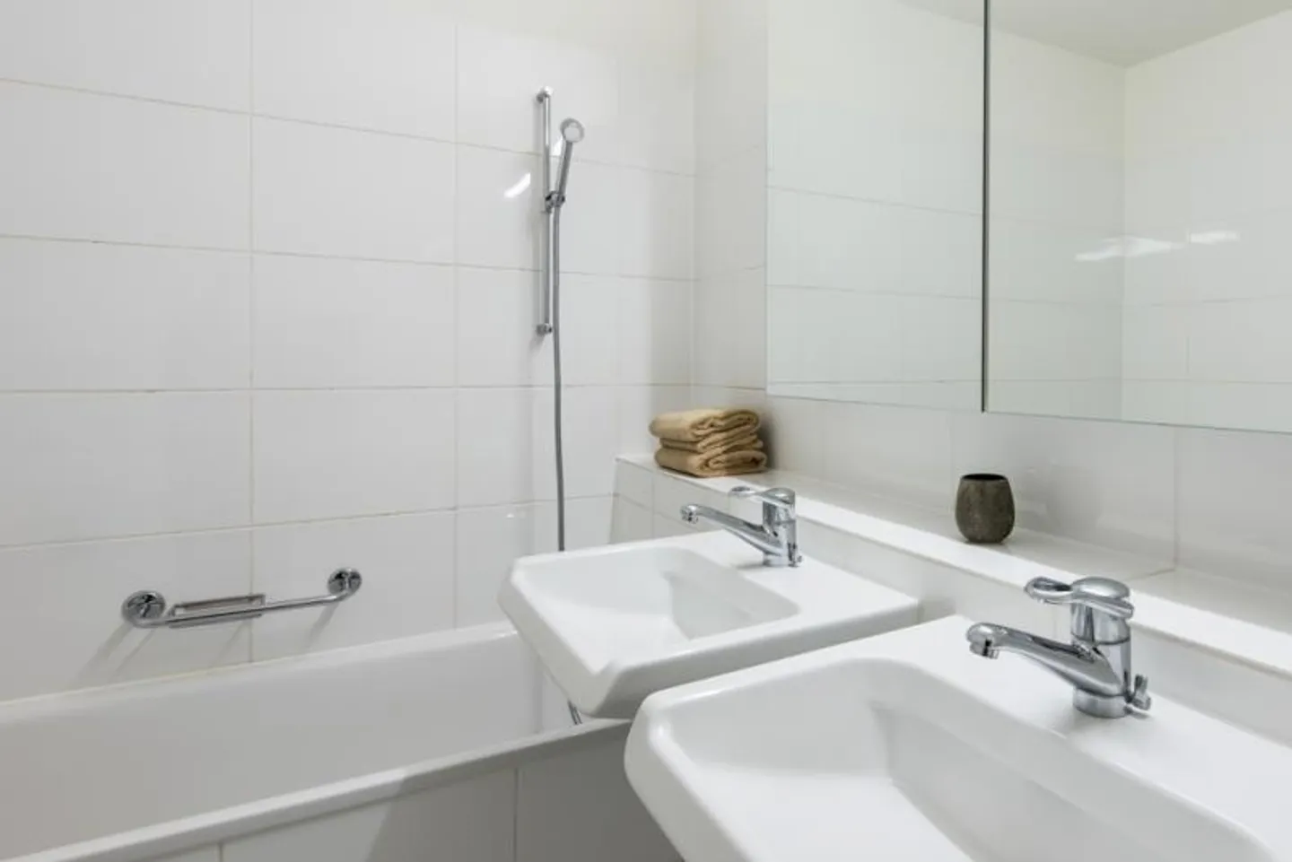 Appartamento duplex di 4,5 stanze con giardino privato - Foto 3 di 11