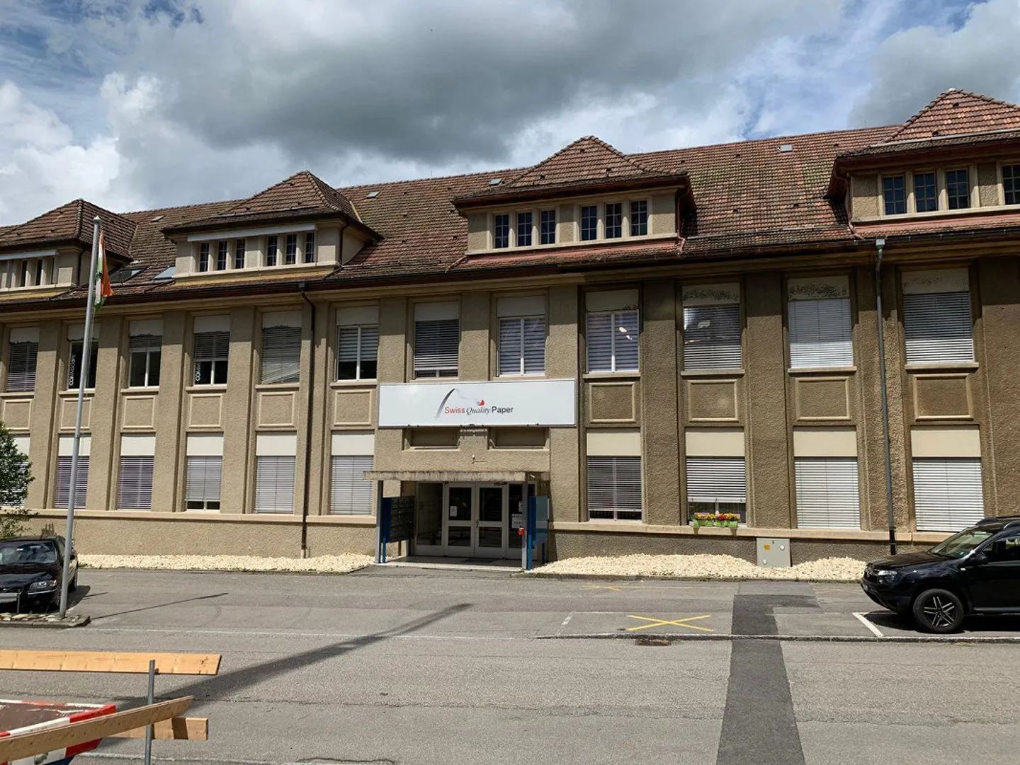 Espaces commerciaux, de stockage et de bureau abordables à partir de 30m2 à louer - Photo 1 sur 9