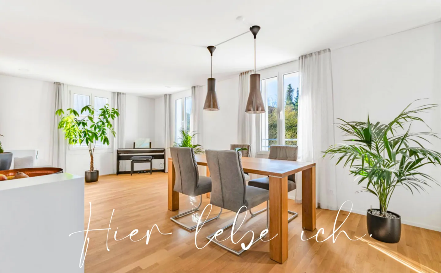 Stylish and high-quality maisonette apartment with large gallery, balcony, and quiet living environment - Photo 1 of 15