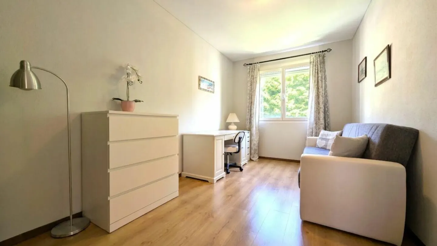 Modernes Apartment mit Schlossblick - Foto 10 von 12