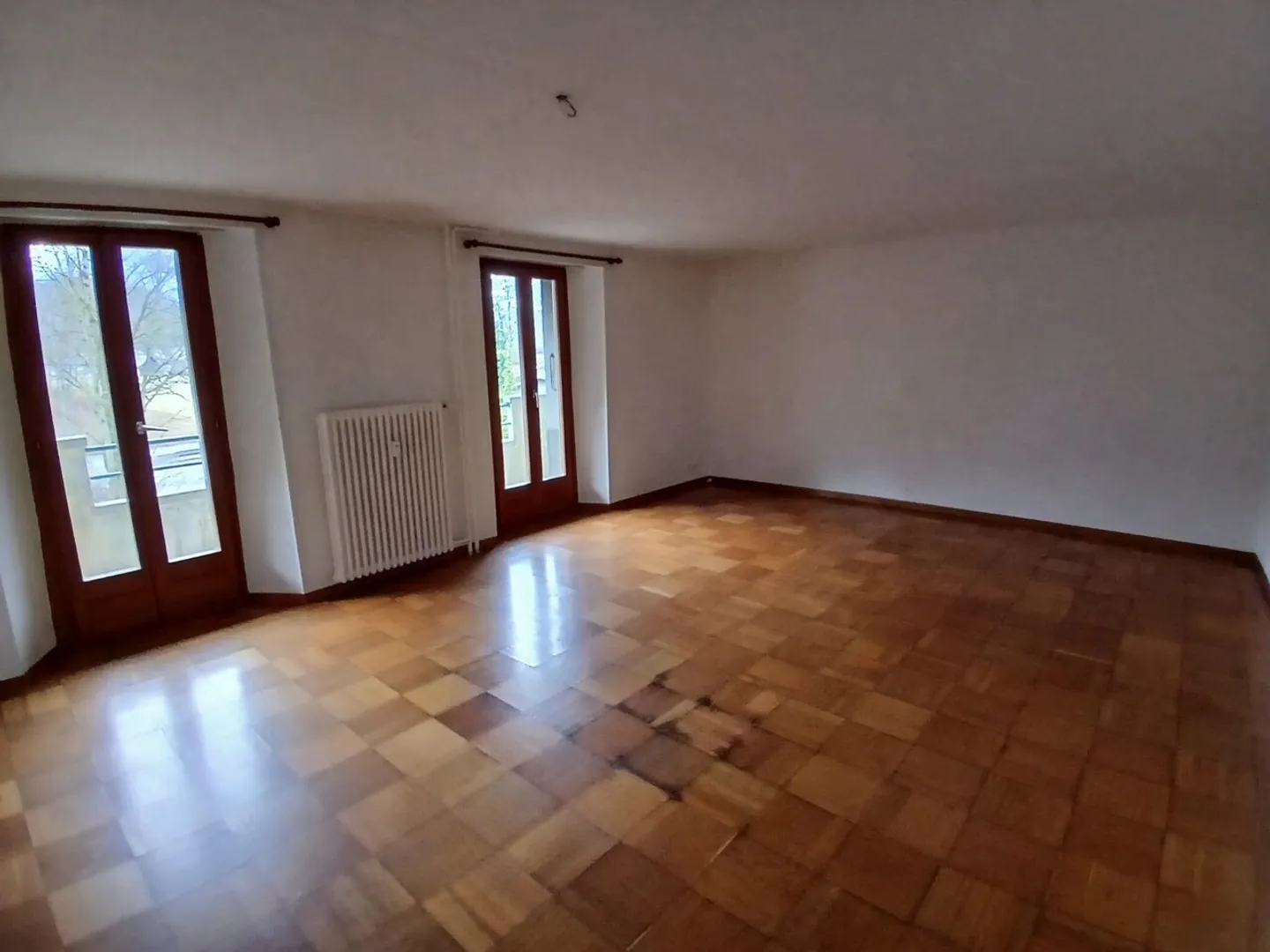 3,5-Zimmer-Wohnung in Bex - Foto 2 von 9