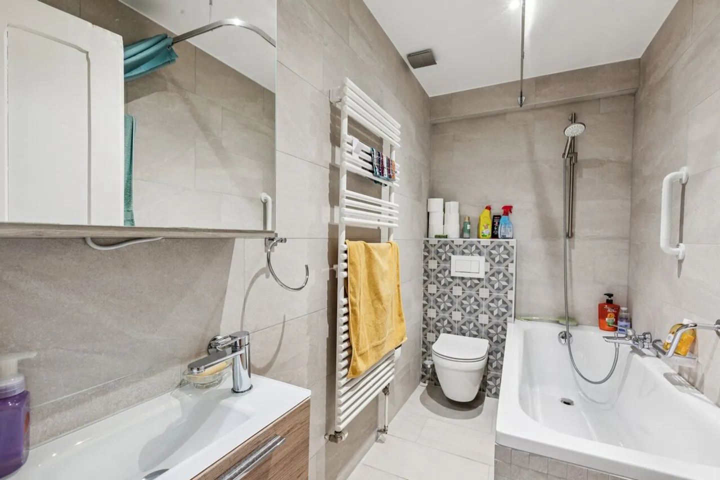 FATTORIA RISTRUTTURATA, TERRENO EDIFICABILE AL CONFINE DEI CAMPI! - Foto 5 di 8