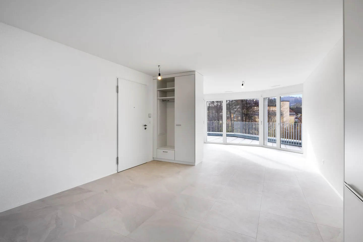 FIRST RENTAL - PENTHOUSE APARTMENT - CenterSeon² - Photo 11 of 25