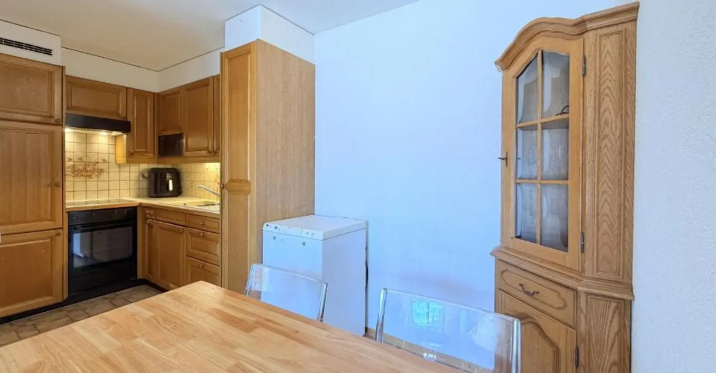 Appartement Charmant avec Vue Montagne - Photo 9 sur 13