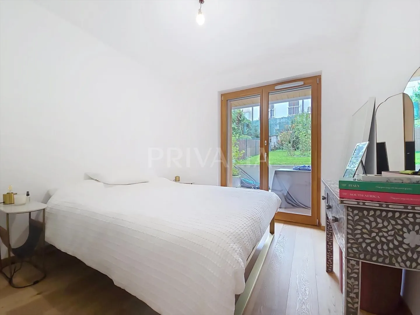 Bel appartement contemporain de 5 pièces à deux pas du lac - Photo 7 sur 11