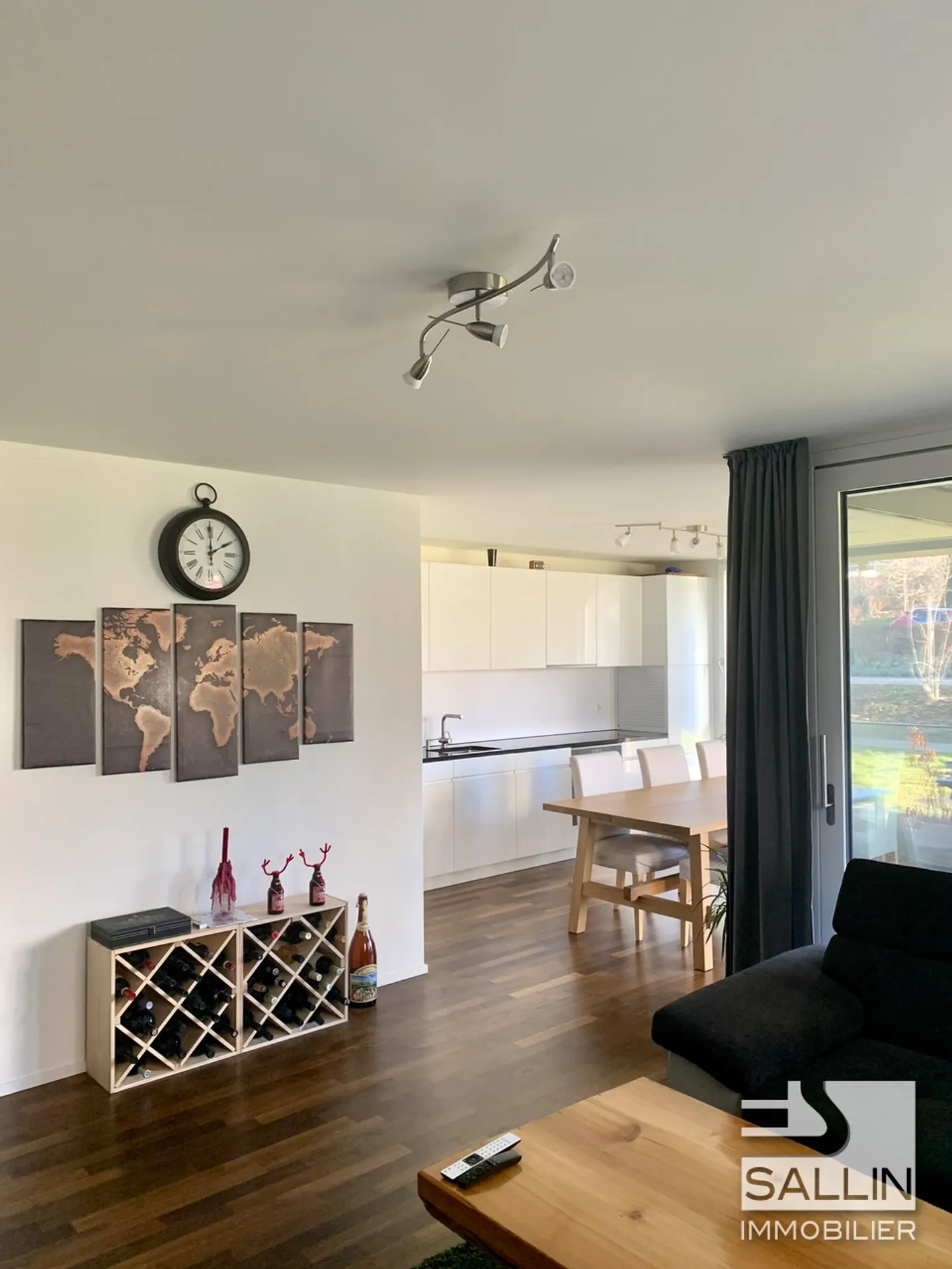 Appartement lumineux 2.5 pièces - Photo 5 sur 12