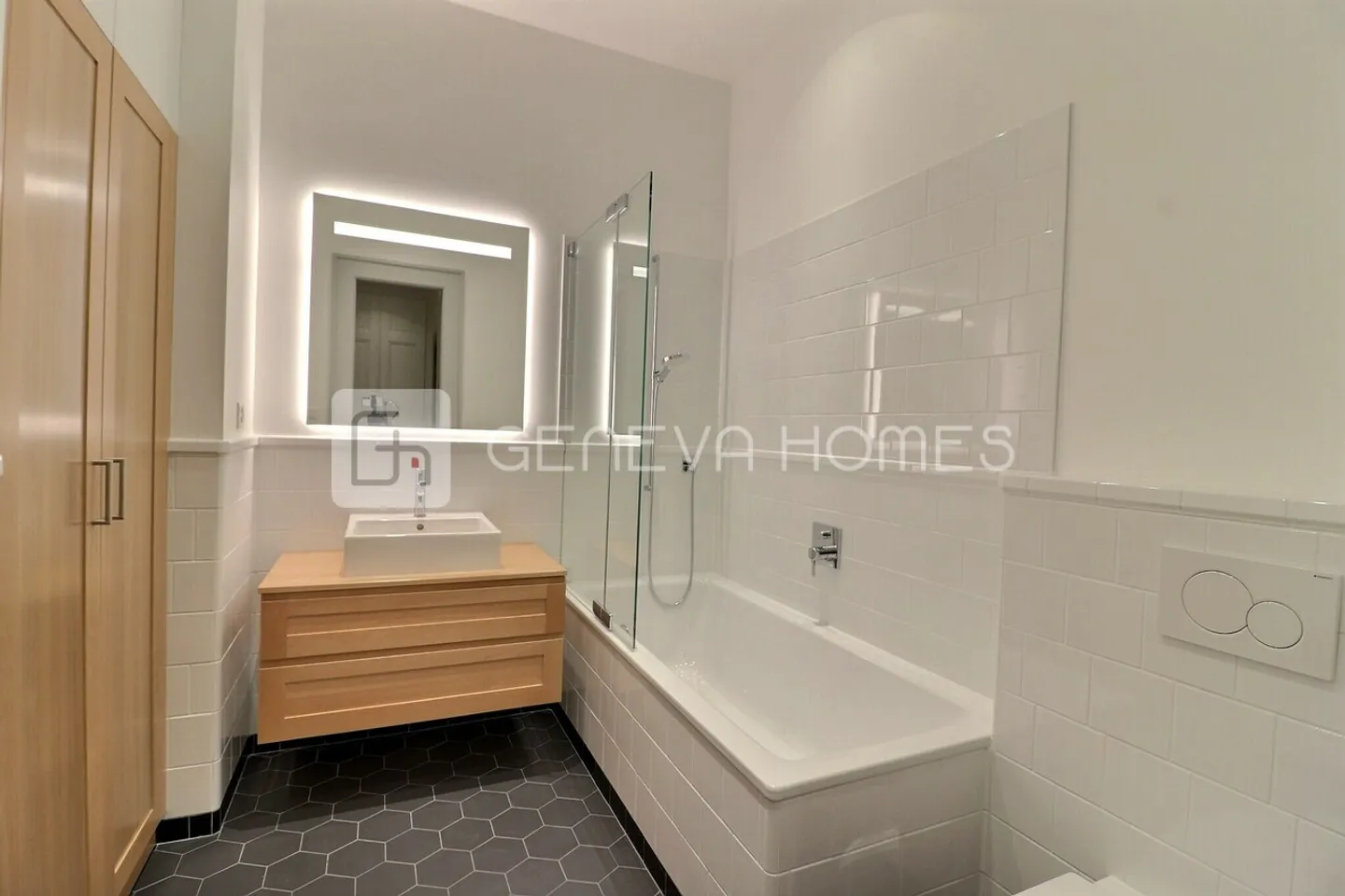 Magnificent apartment in a prestigious building in Champel - Photo 7 of 9