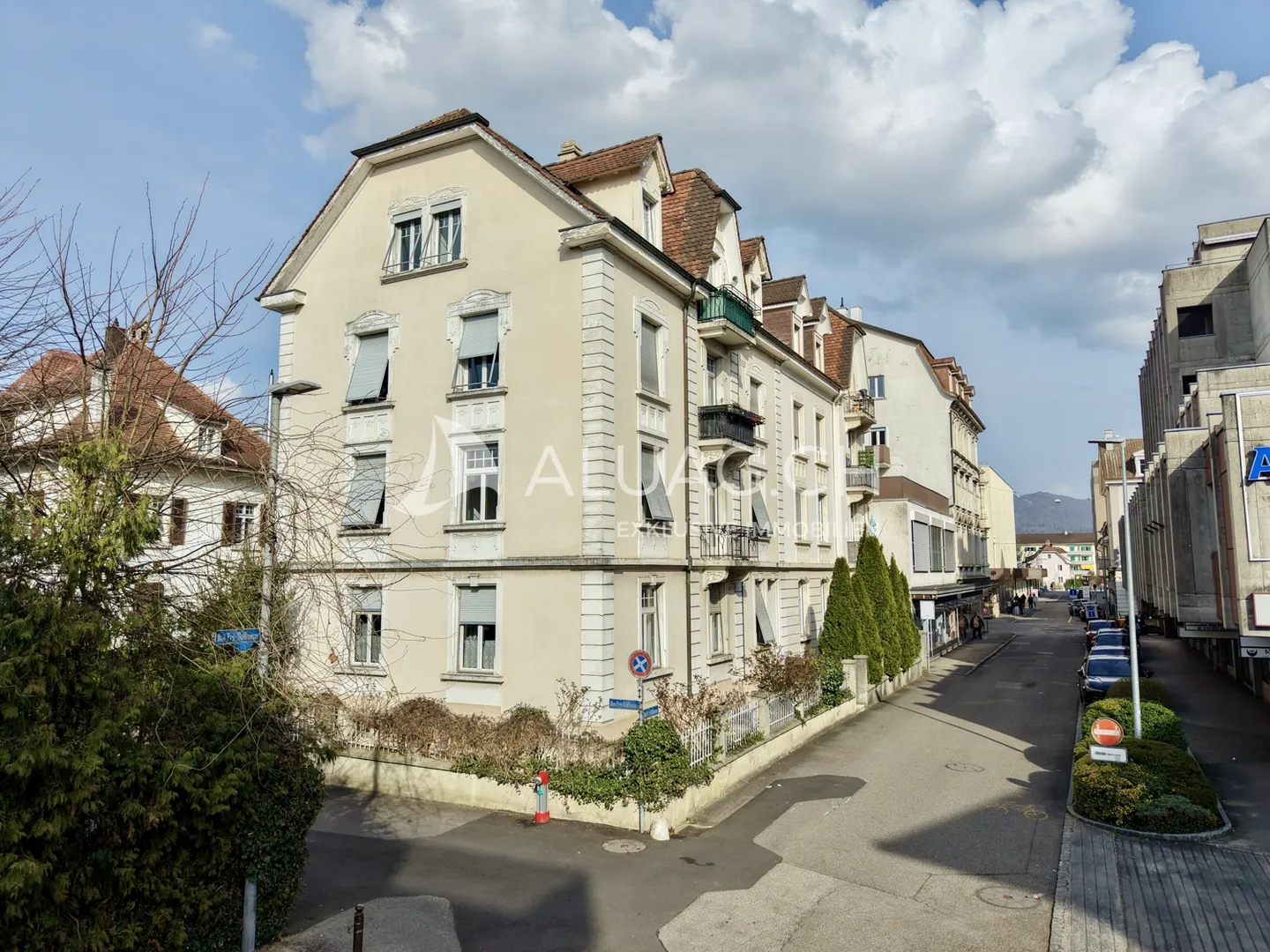 NOUVEAU SIEGE SOCIAL ET/OU BIEN D'INVESTISSEMENT - Photo 1 sur 12