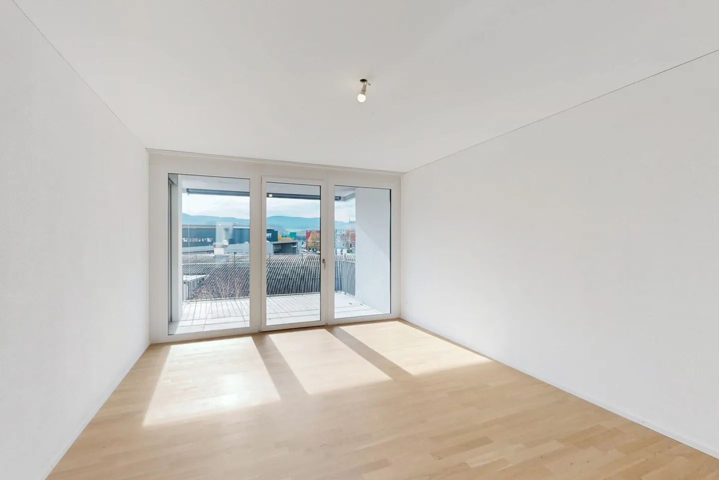 Wohnung mieten - Foto 3 von 5