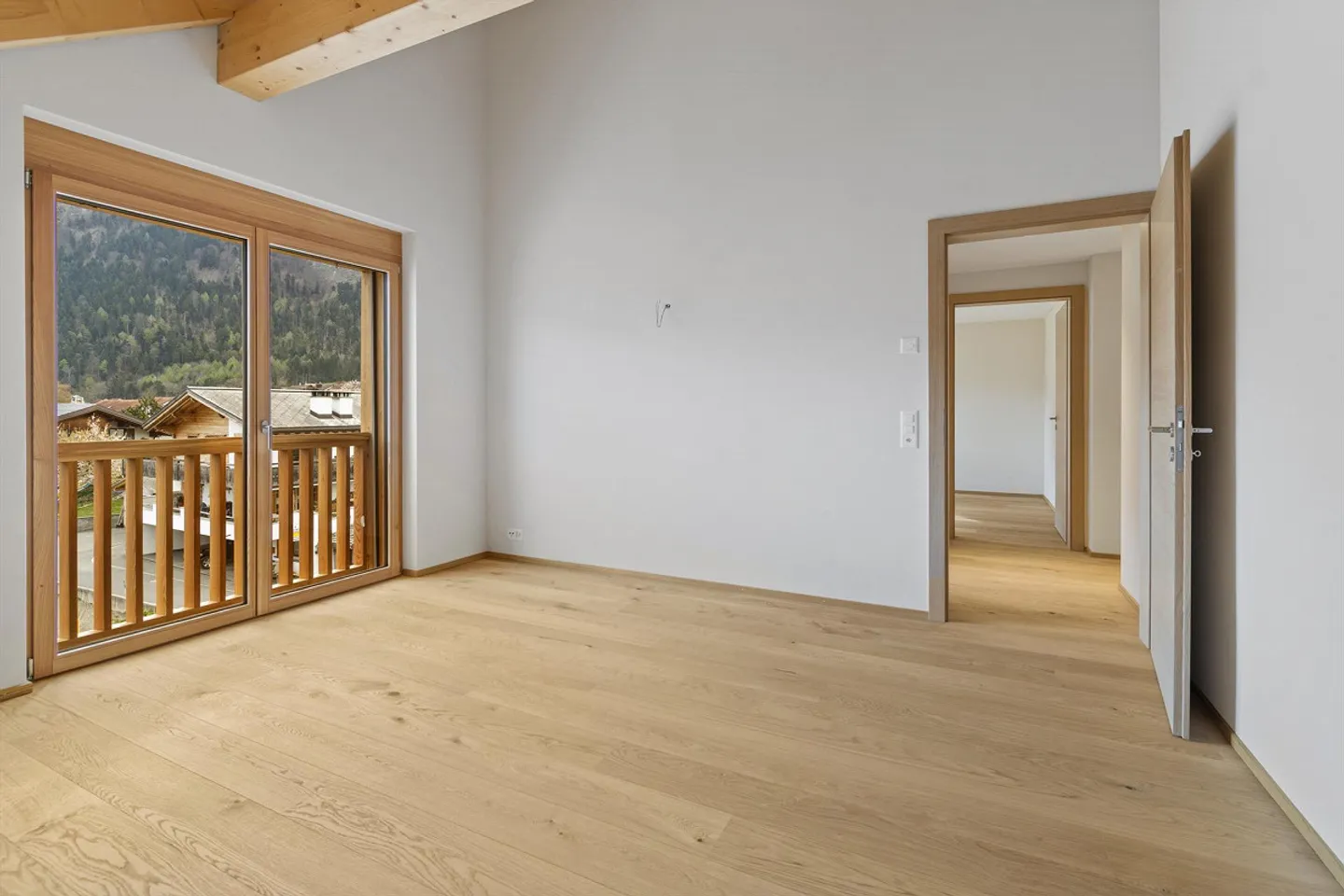 Beautiful Maisonette - Photo 8 of 19