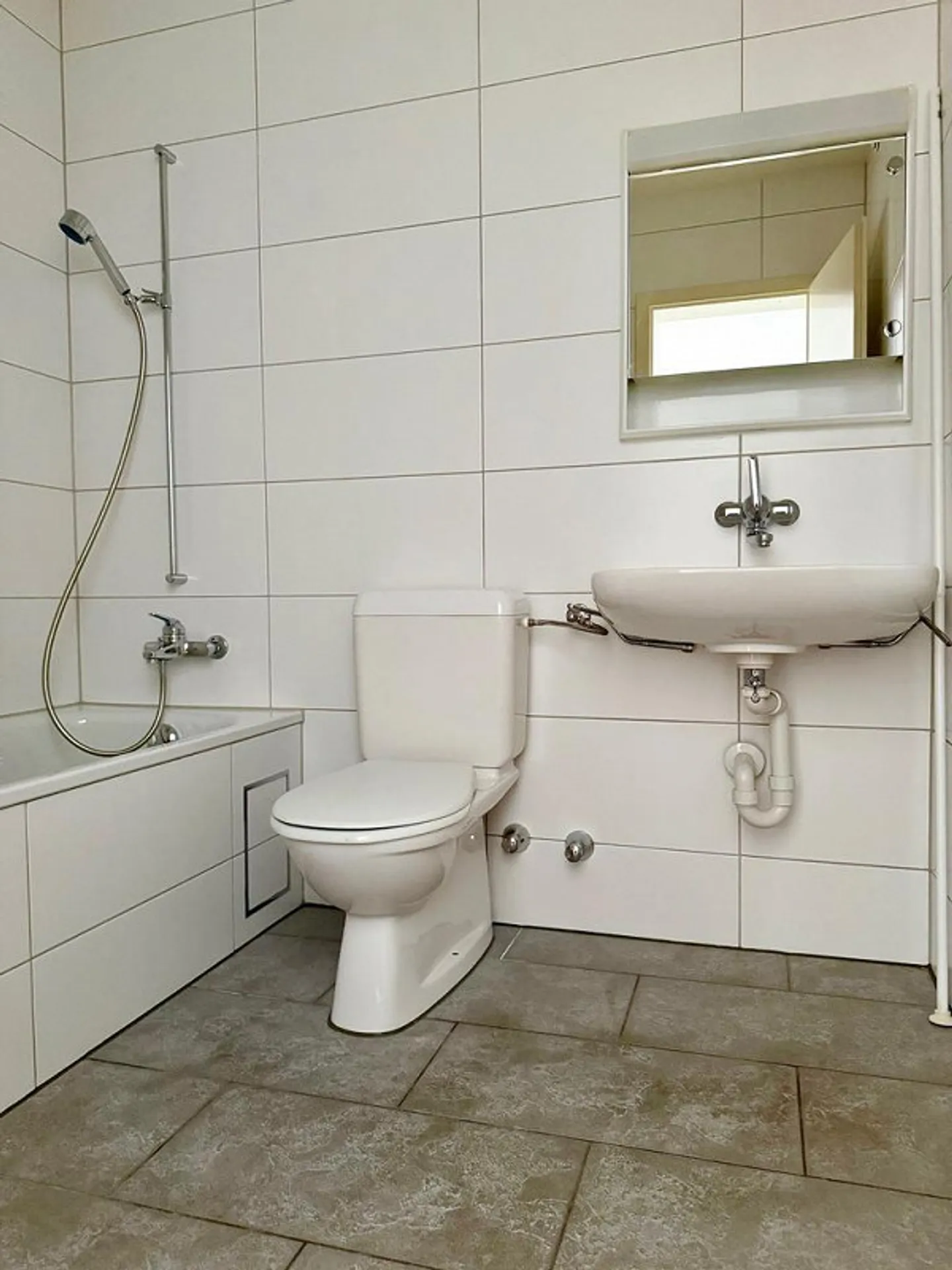 Appartement 2 pièces près du parc Schützenmatt - Photo 6 sur 6