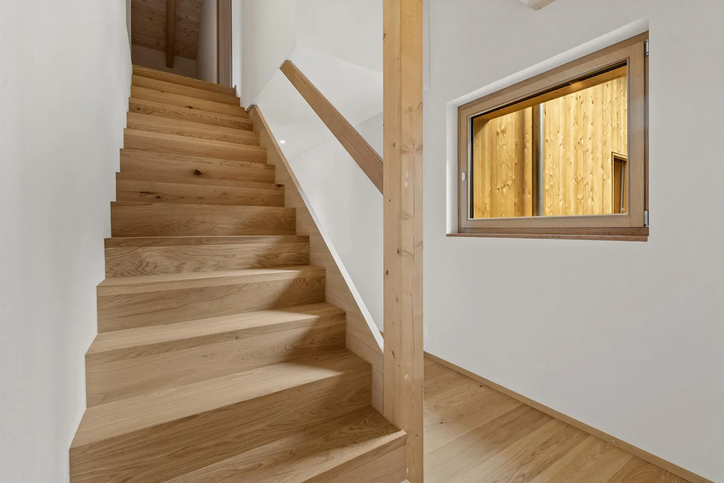 Beautiful Maisonette - Photo 11 of 19