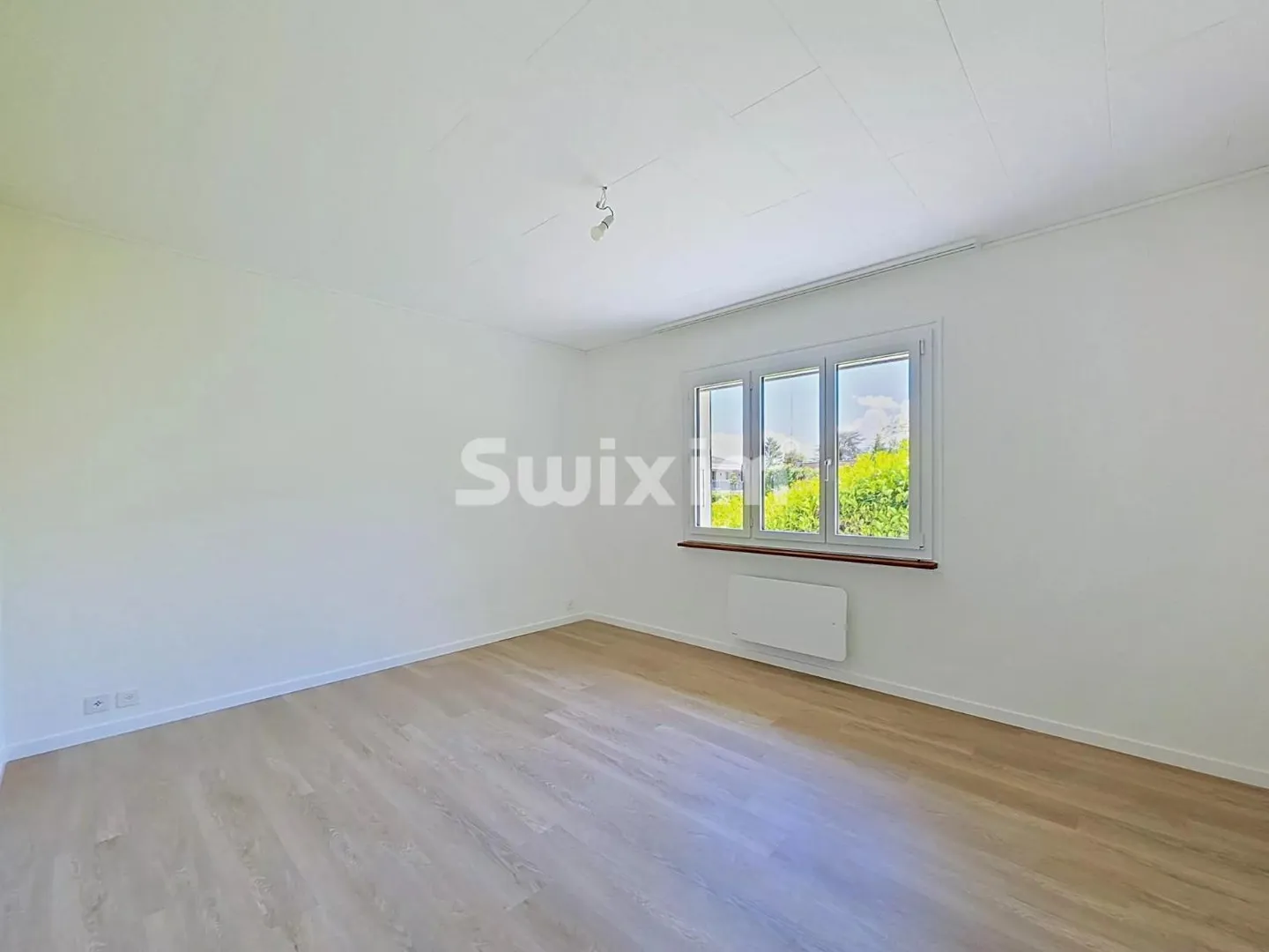 Incantevole Casa Ristrutturata a Commugny - Foto 3 di 7