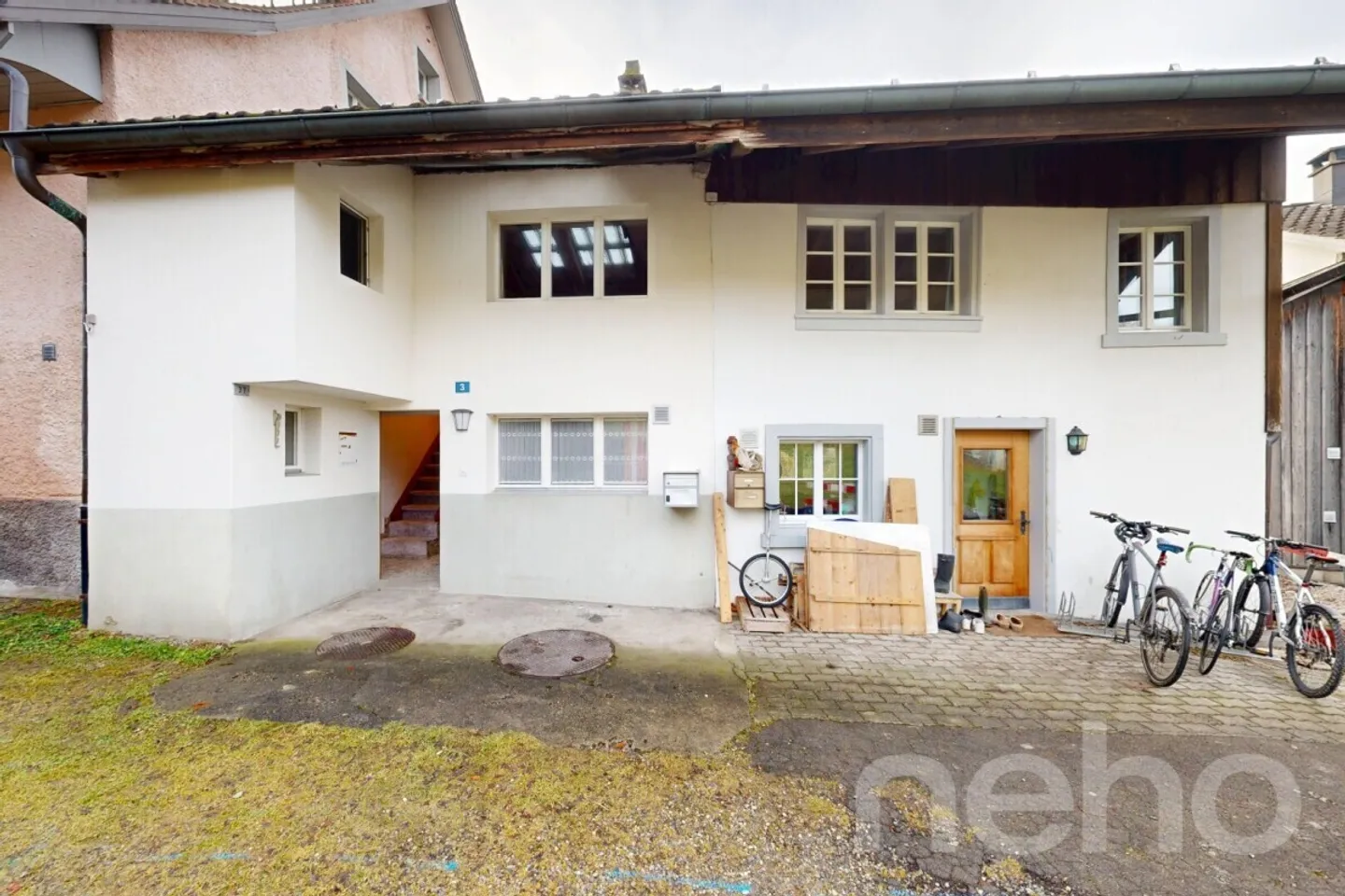 Stepped house for sale - Photo 2 of 12