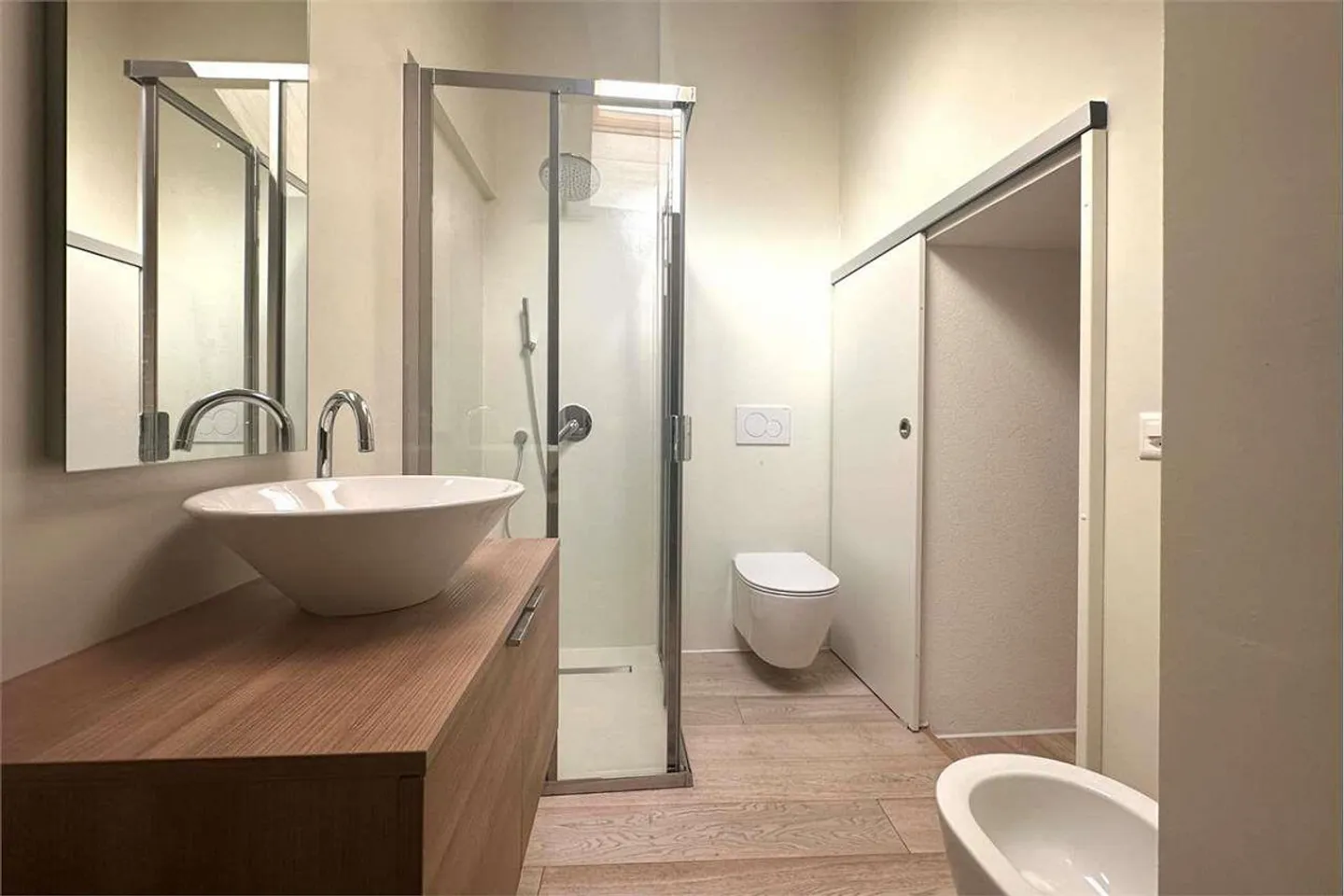Duplex elegante di 2,5 stanze nel centro storico - Foto 12 di 13