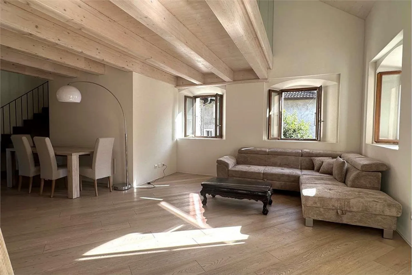Duplex elegante di 2,5 stanze nel centro storico - Foto 13 di 13