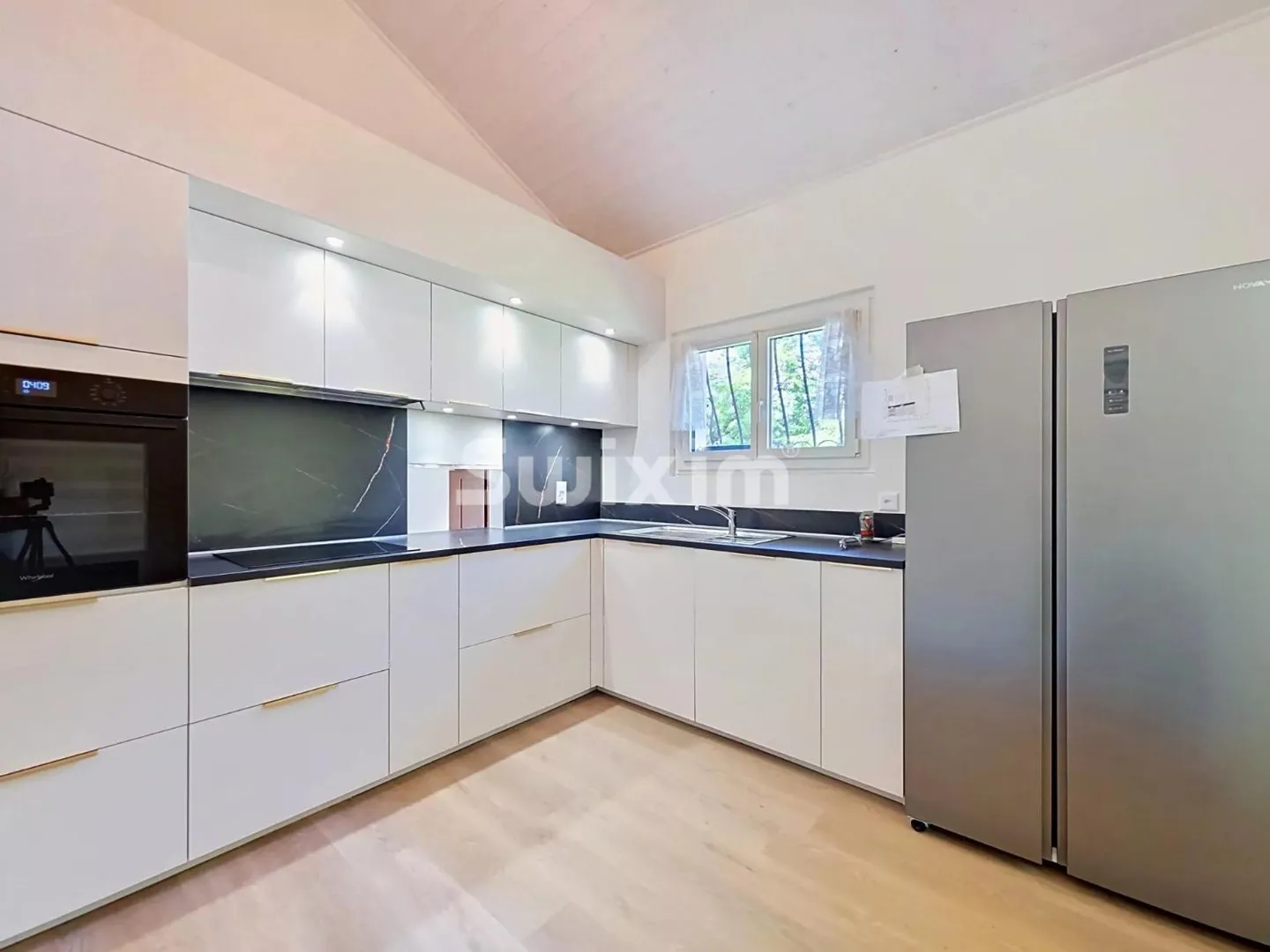 Incantevole Casa Ristrutturata a Commugny - Foto 4 di 7