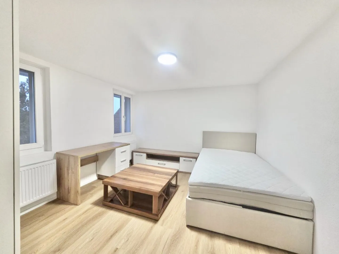 First rental after complete renovation of the apartment building - Photo 2 of 5