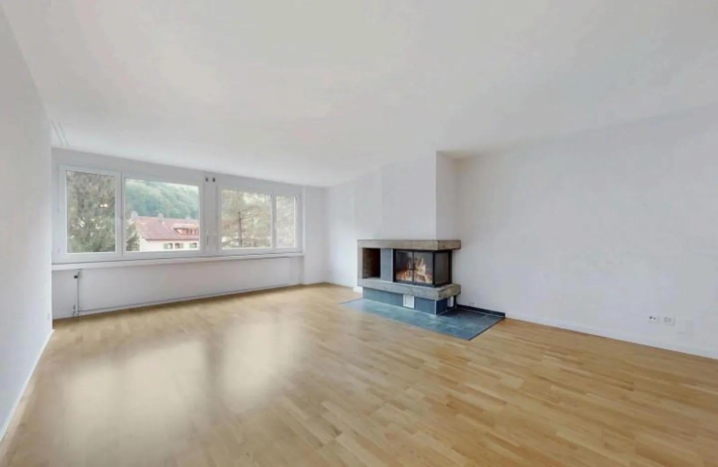 Appartamento 4,5 locali con camino e vista su Gonzen e Pizol - Foto 2 di 12