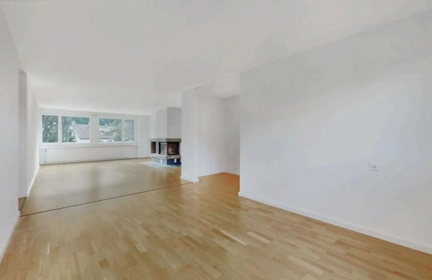 Appartamento 4,5 locali con camino e vista su Gonzen e Pizol - Foto 3 di 12