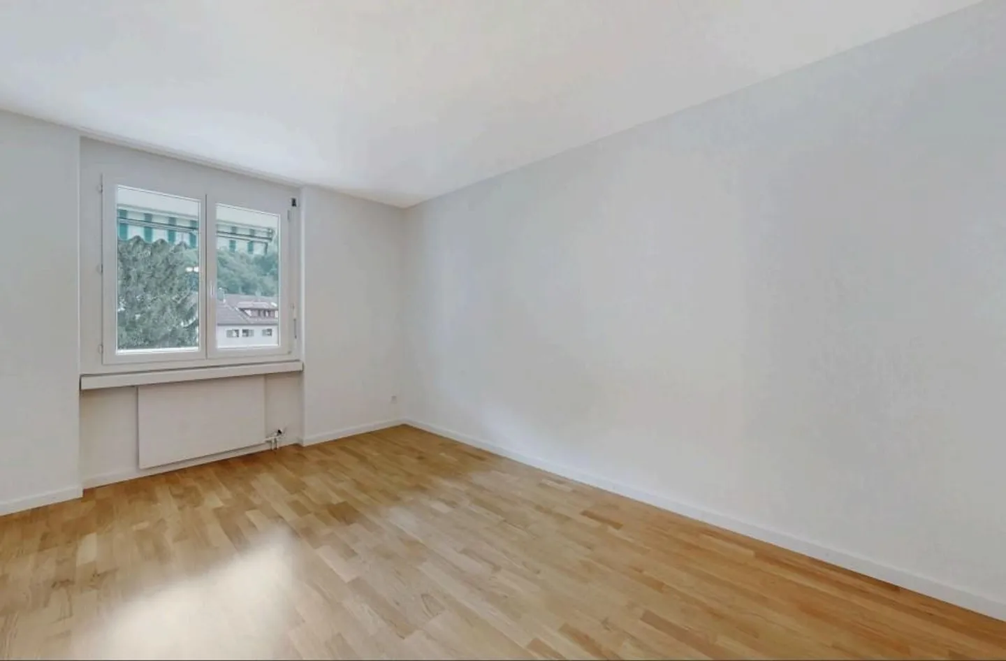 Appartamento 4,5 locali con camino e vista su Gonzen e Pizol - Foto 8 di 12