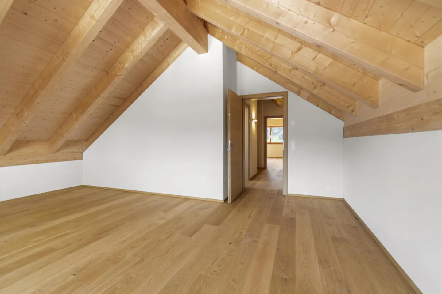 Beautiful Maisonette - Photo 15 of 19