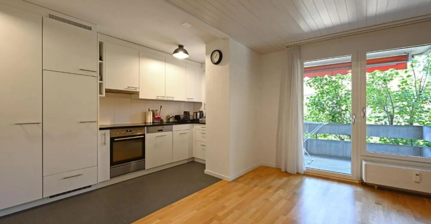 Sanierte 2-Zimmerwohnung im Hochparterre mit Balkon - Foto 2 di 7